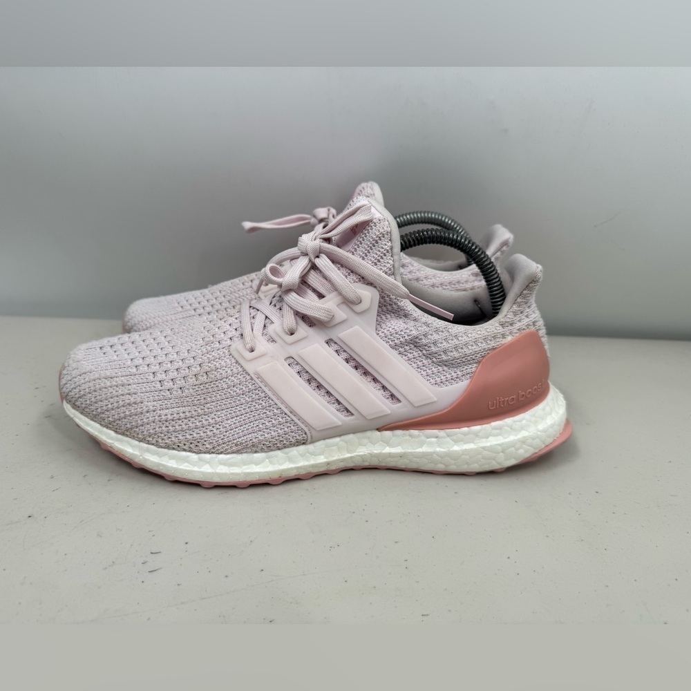 Adidas Ultra Boost 4.0 Shoes Womens Sz 9 Pink White Athletic Trainers Sneakers